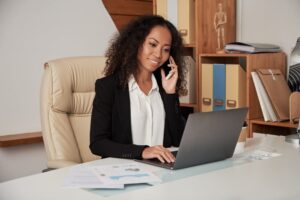 Explore Receptionist Job Openings in Johannesburg: Salary, Perks, and Advice