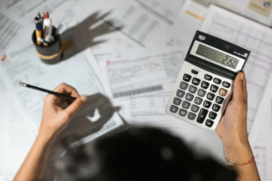 Delving into the 50-30-20 budgeting rule: understand every detail
